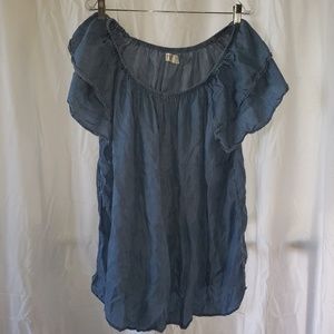 Womens loose fit top